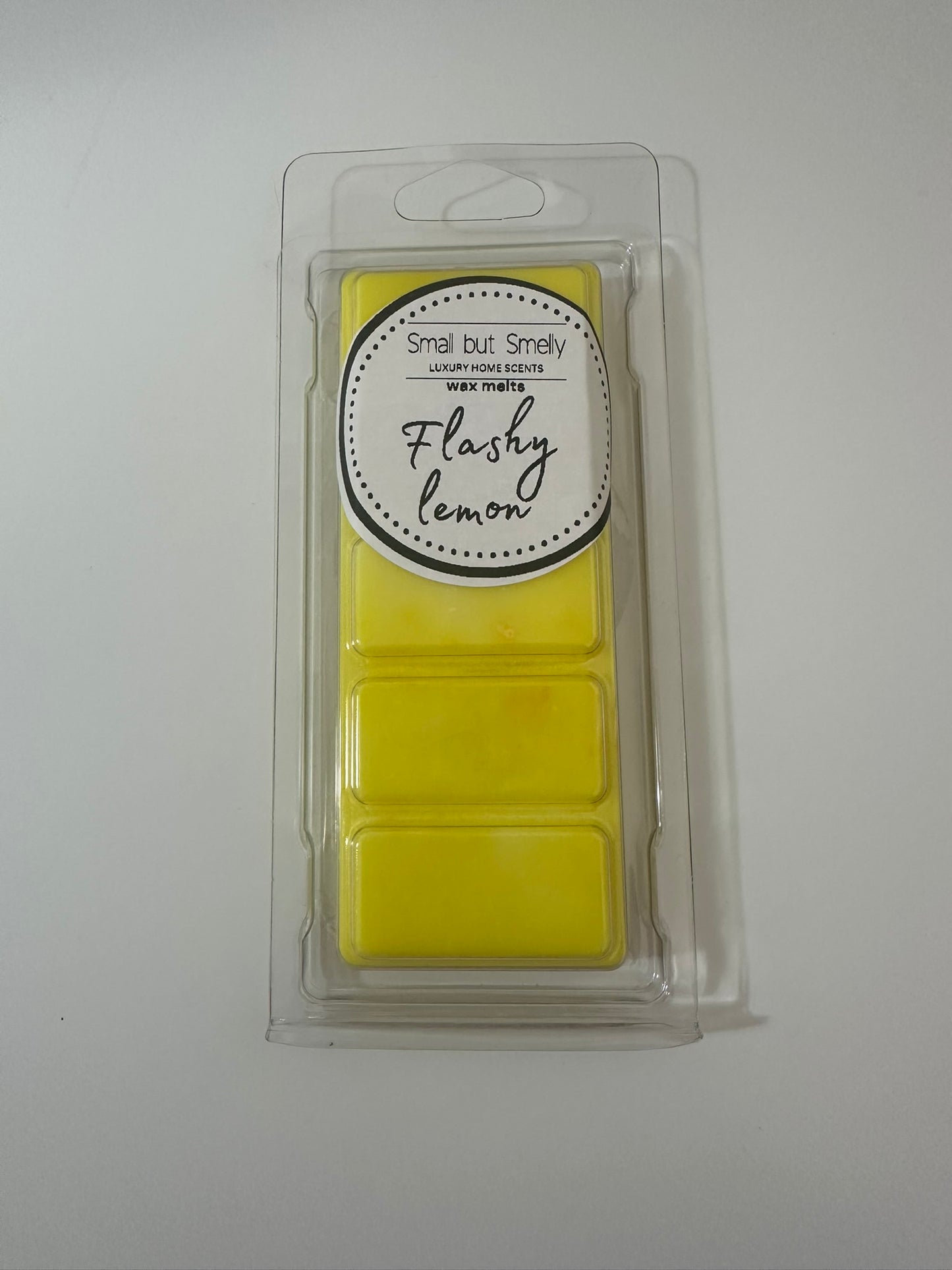 Flashy lemon snap bar