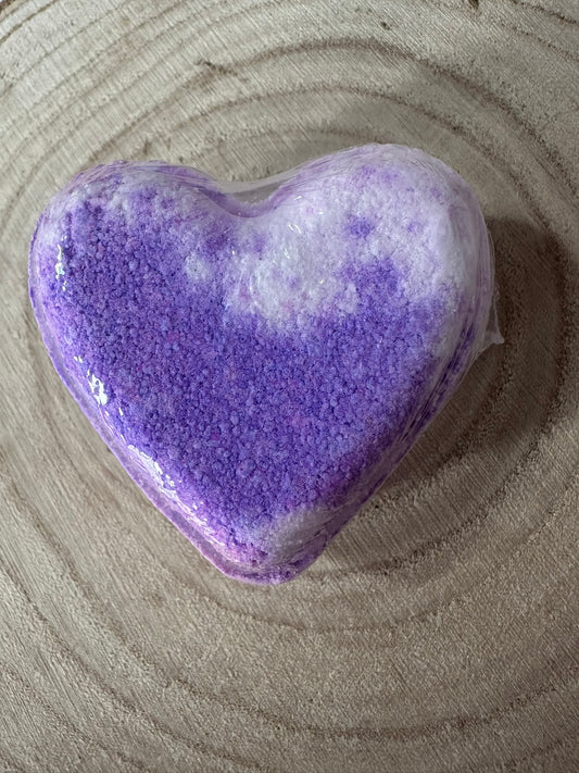 Lavender breeze heart bath bomb