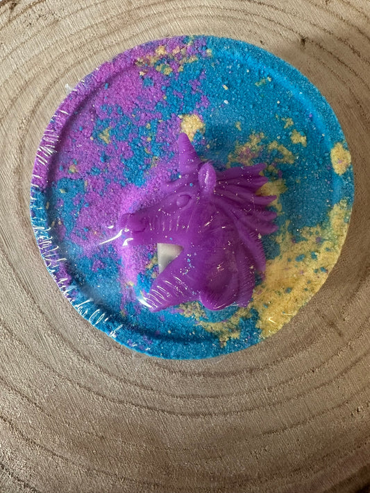 Enchanted bath bomb