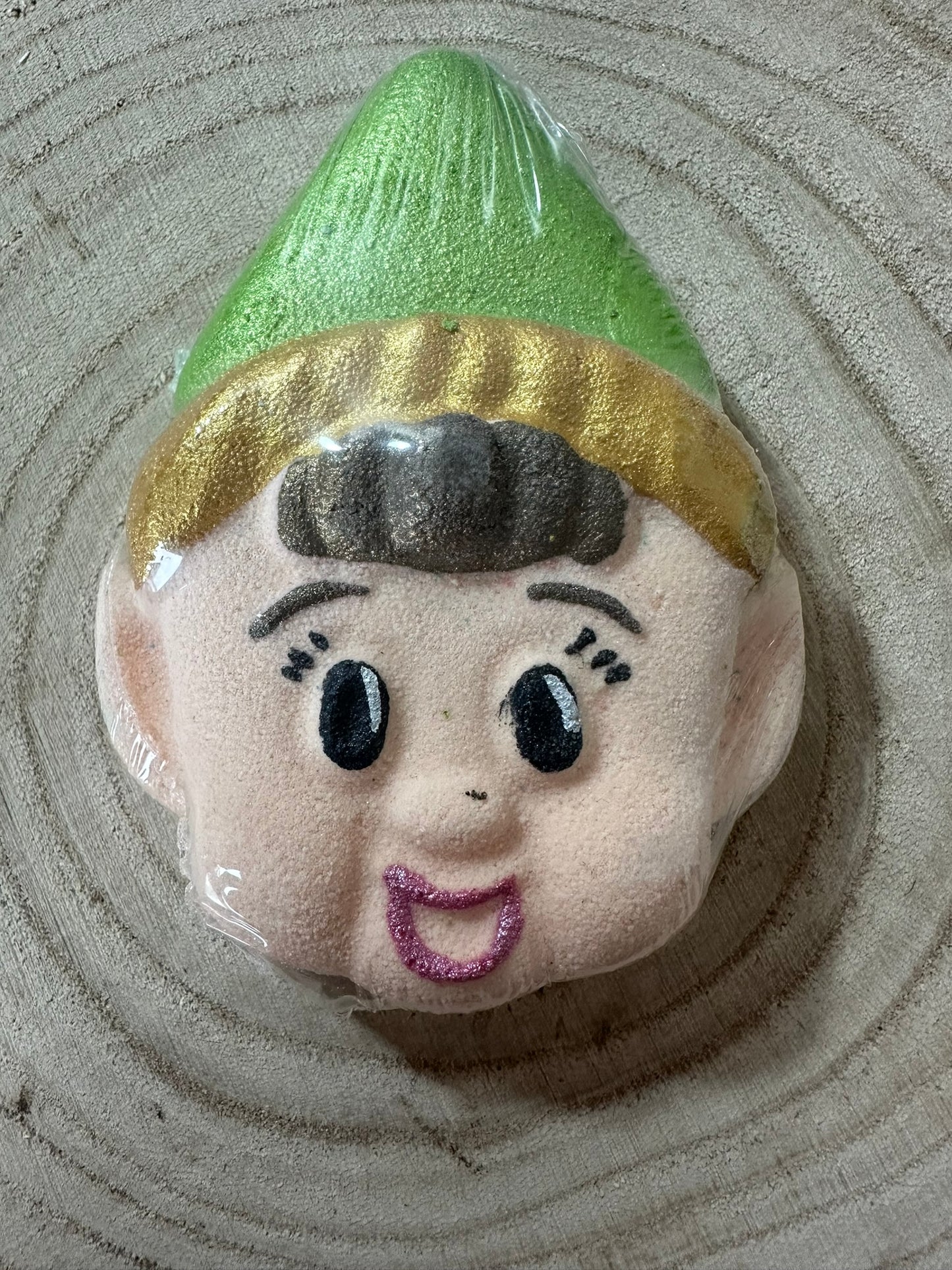 Elf bath bomb